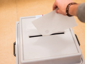 V evropských volbách v Česku se letos může utkat 30 uskupení
