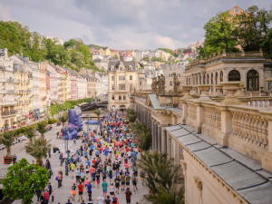 Karlovy Vary se v sobotu rozběhnou. RunCzech láká na půlmaraton i novou desítku