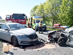 Při květnových nehodách na silnicích v Karlovarském kraji zemřeli čtyři lidé, loni dva