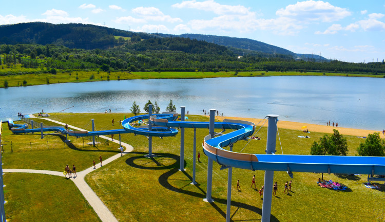 Koupaliště Michal zahájilo jubilejní sezónu novinkami ve vybavení i službách