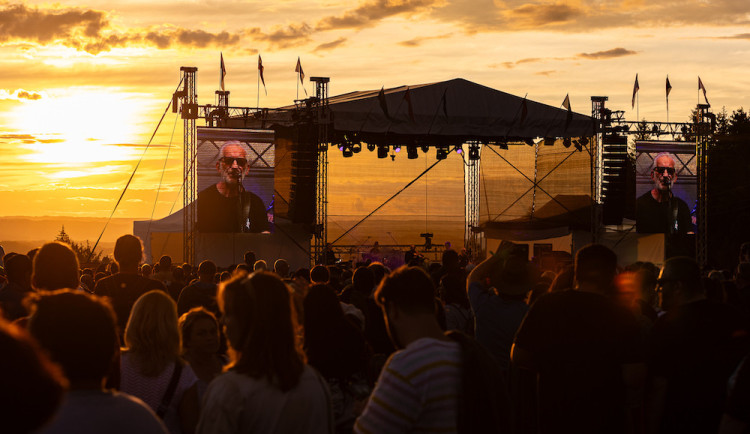 Festival Vesuf zve celou rodinu na hudbu, zábavu a degustace