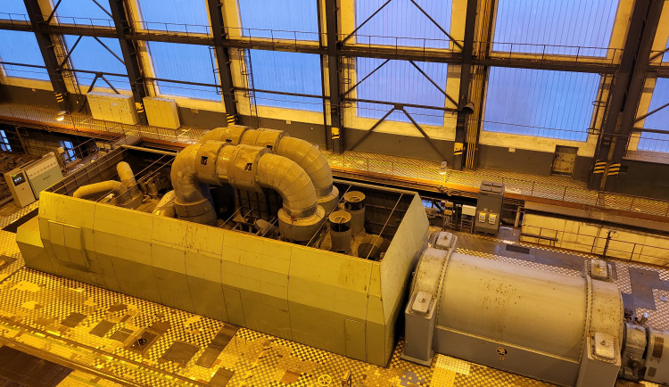 Sokolovská uhelná nechává za 100 milionů opravit 60 let starou parní turbínu v Elektrárně Tisová