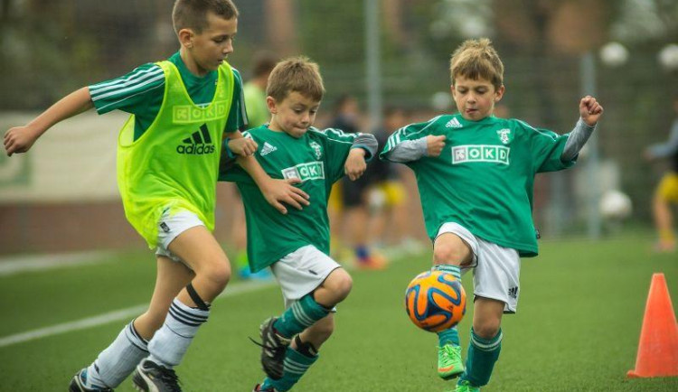 Karlovarský kraj se připojí k projektu Liga férového fotbalu pro děti