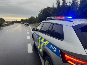 Tragická nehoda na dálnici D6 má po spolujezdci druhou oběť, v nemocnici zemřel i dvaadvacetiletý řidič