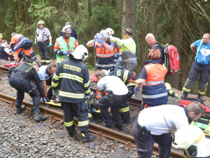 Vrátili mu život i tvář. Strojvedoucí přežil srážku vlaků a už čtvrtým rokem se léčí v plzeňské nemocnici