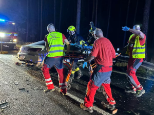 O prázdninách na silnicích v Karlovarském kraji zemřelo pět lidí, meziročně více