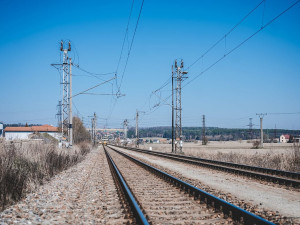 Železnice do Potůčků na Karlovarsku se opravuje za téměř 300 milionů