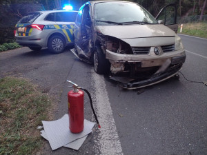 Takto dopadl osobák po střetu s hasičskou cisternou a policejním vozem