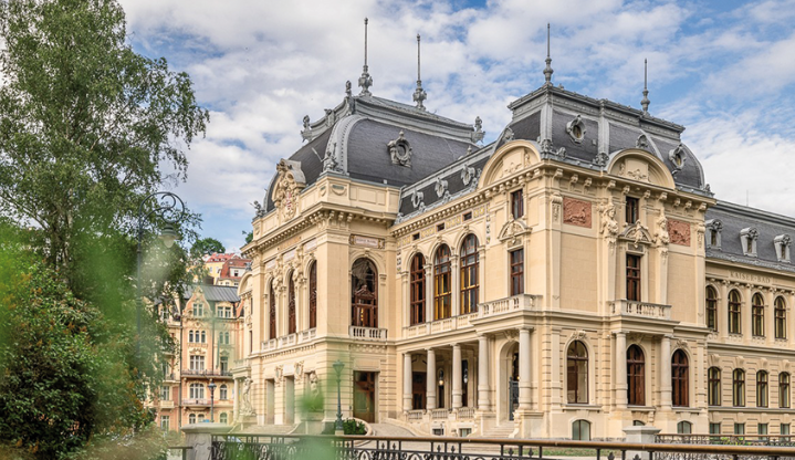 Karlovarský kraj nemůže sehnat repliky koupelen do Císařských lázní