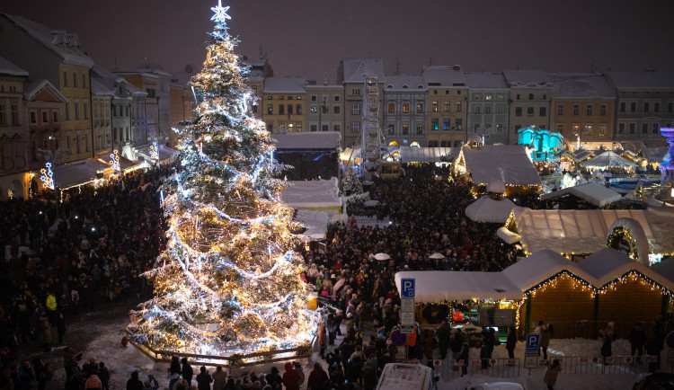 Kulturní program na adventních trzích nabídne známé umělce i nové interprety