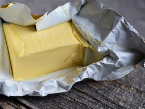 Máslo v říjnových slevách meziročně zdražilo o 43 procent, vejce o 14 procent