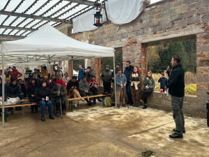 Na Dušičky se v Jáchymově na Ravnosti sešly desítky podporovatelů iniciativy záchrana Řetízkárny.