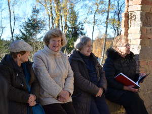 První listopadový víkend do Jáchymova zavítaly čtyři zástupkyně dcer politických vězňů, členky spolku Dcery.cz.