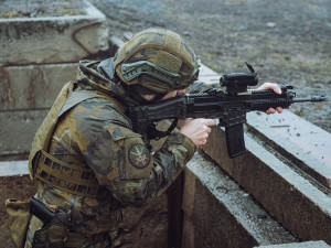 Česká armáda na Doupově poprvé testuje nové tanky Leopard, náročné cvičení prověří techniku i vojáky