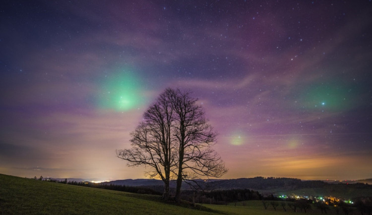Polární záře z Pošumaví objektivem Vladislava Hosnedla z Meteostanice Chotěšov