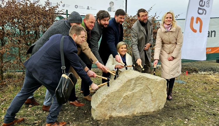 Začala výstavba Karlovarského inovačního centra za 635 milionů korun