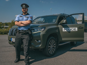 Je rozdíl mezi policistou cizinecké policie a Mistrem ČR v silovém trojboji?