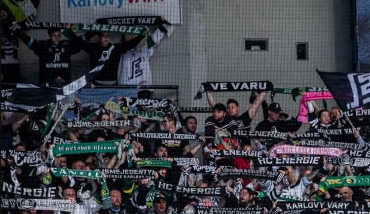 Hokejisté Brna vyhráli v Karlových Varech 1:0 a jsou v semifinále