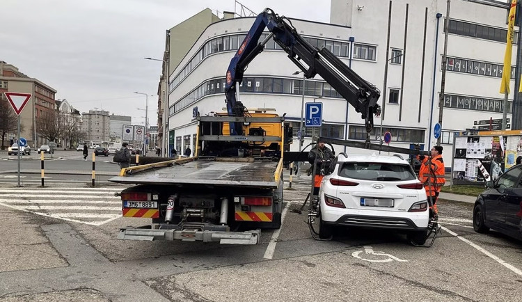Propadlé i okopírované průkazy ZTP. Olomoučtí strážníci evidují nárůst zneužití dokladů pro zdravotně postižené