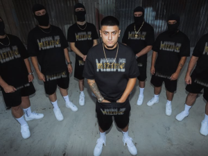 KOMENTÁŘ: Ostravský rapper Hard Rico mění zločiny v marketingový hit. Z možných deseti let v kriminále si těžkou hlavu zřejmě nedělá