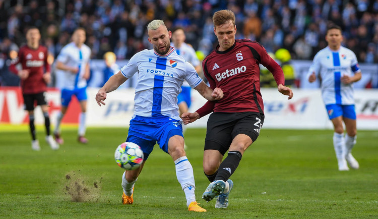 Utkání mezi Baníkem a Spartou se neobešlo bez šarvátek. Po zápase policie zajistila sedm Baníkovců