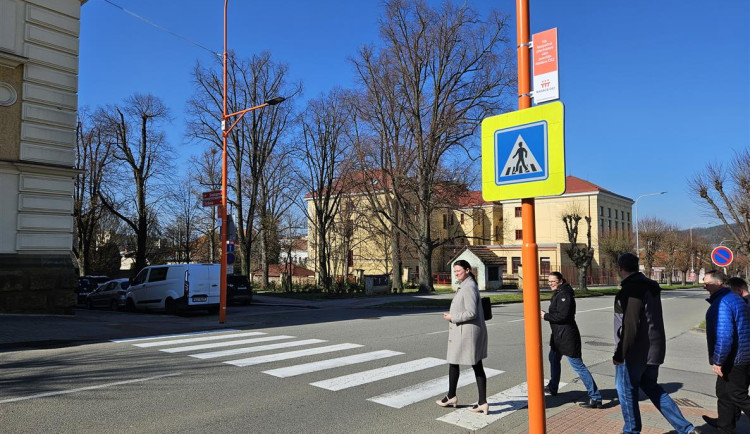 Boskovice mají další bezpečný přechod. Osvětlení zvýšilo viditelnost chodců