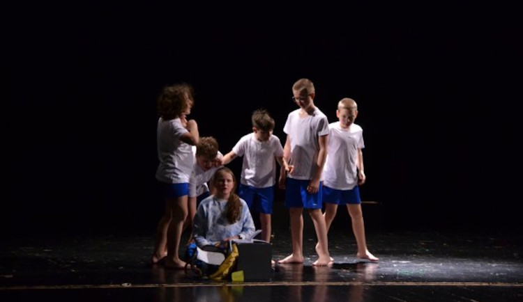 Do Ostrova se sjedou mladí divadelníci na festival Soukání.