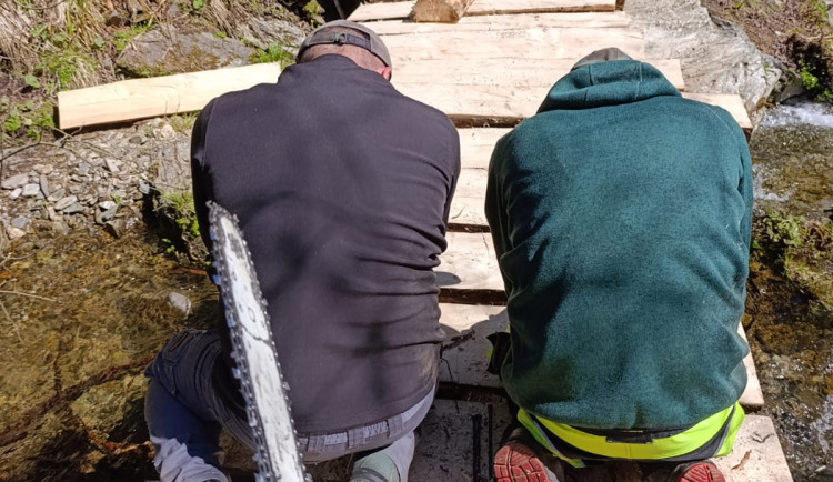 Obtížná oprava je u konce. Údolí Bílé Opavy po ničivé povodni znovu vítá výletníky