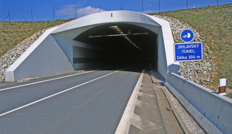 Jihlavský tunel se o víkendu zavře, další uzavírka bude přes celé prázdniny