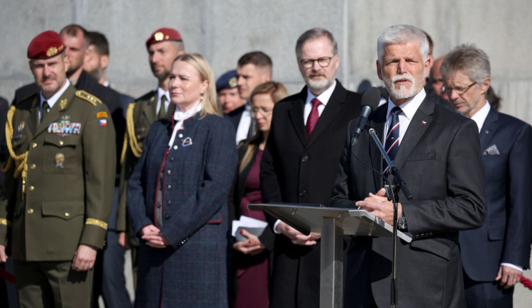 Je správné, že se stavíme za práva napadené Ukrajiny, řekl prezident při pietním aktu na Vítkově