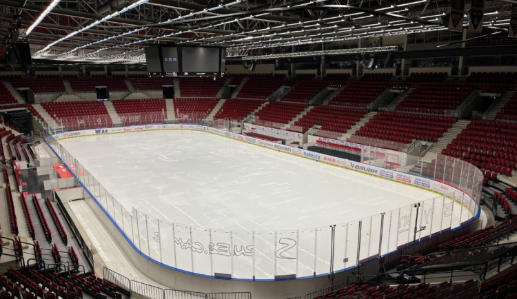 Mattoni Arena má kluziště menší o dva metry, hokej bude atraktivnější než dosud. Foto: Se svolením HC Energie Karlovy Vary