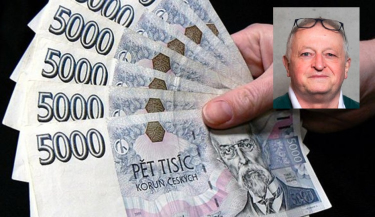 Piráti v Karlovarském kraji chtějí prošetřit dotační program kraje s heslem ANO