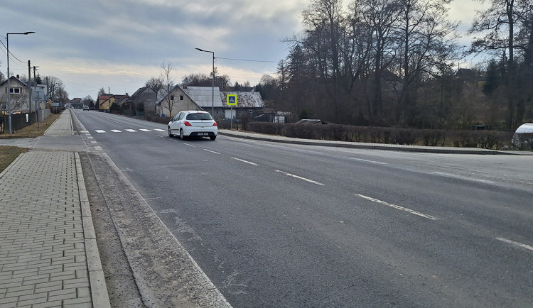 Omezení na trase do Bruntálu. Chystá se oprava průtahu v Dětřichově