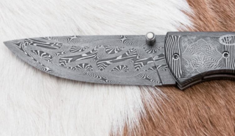 Zmizel nůž z mamutího klu: Hradecká výstava přišla o unikát