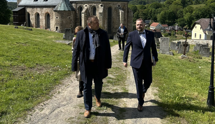 Pietní akce v Horním Slavkově připomněla oběti komunistických pracovních táborů.