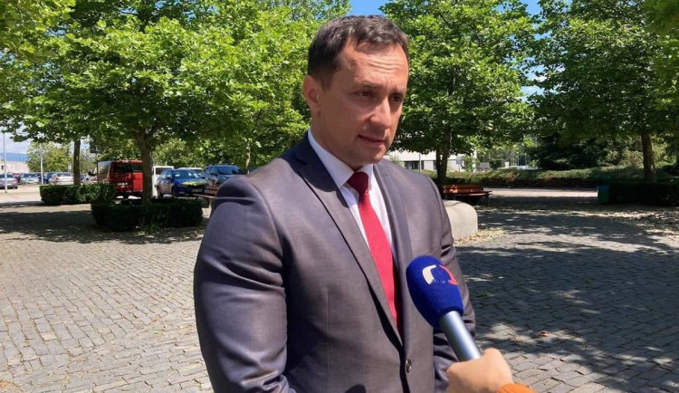 Krajský náměstek k petici: Personálie v nemocnicích KKN jsou věcí ředitelky