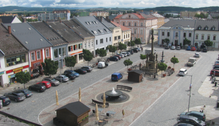 Města vymírají, výjimkou je Olomouc a Mohelnice. Hodně stavíme byty, vysvětluje starosta