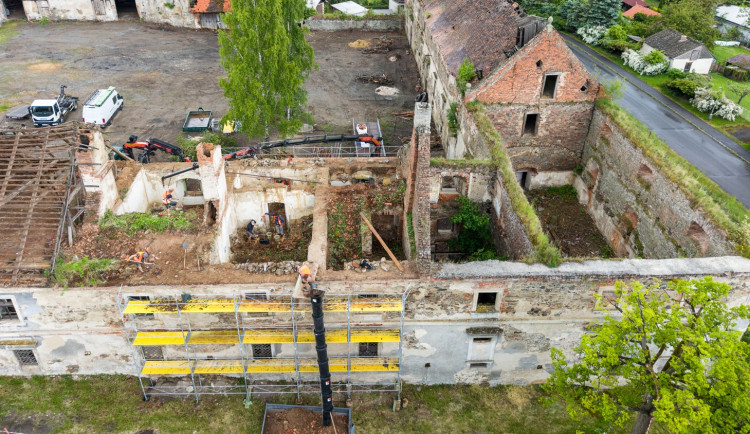 Karlovarský kraj rozdělí sedm milionů na projektovou přípravu oprav památek