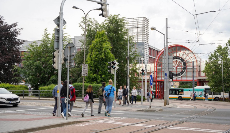 Terminál na Fügnerce projde opravou za 40 milionů. Přinese nové toalety i služebnu strážníků