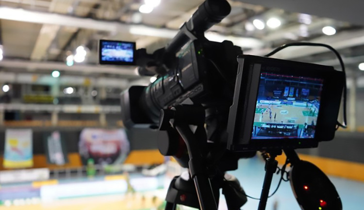 Basketbalisty Olomoucka opustila dobrá duše klubu. Zemřel kameraman Libor Buřt