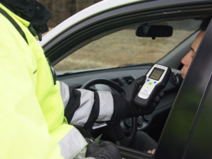 Policisté v Chebu odhalili opilého řidiče. Městem projížděl vysokou rychlostí