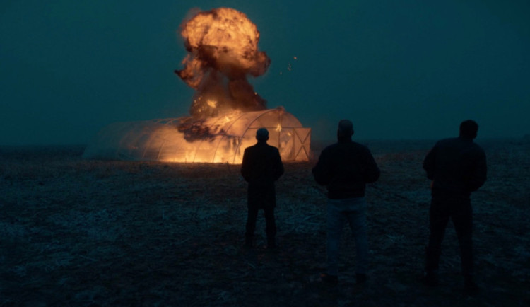 Snímek z filmu Absolutních 100. Foto: Se svolením MFF Karlovy Vary