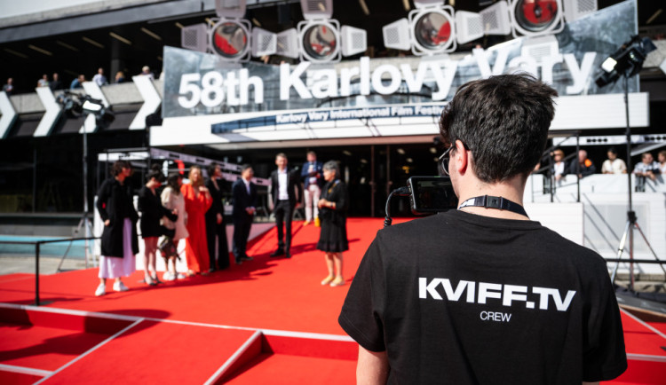 Karlovarský filmový festival dostane letos větší dotaci od kraje i města