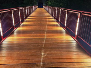 FOTO: Vávrova lávka přes Ohři na Krajince je opět otevřená