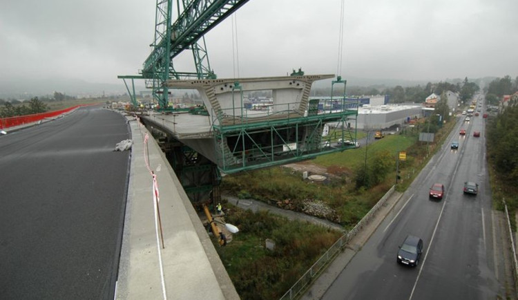 Stavba dálnice D6 v roce 2009. Foto: Se svolením ŘSD