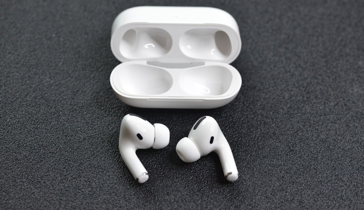 Žena kradla v brněnském hotelu. Sluchátka pečlivě skryla v intimních partiích