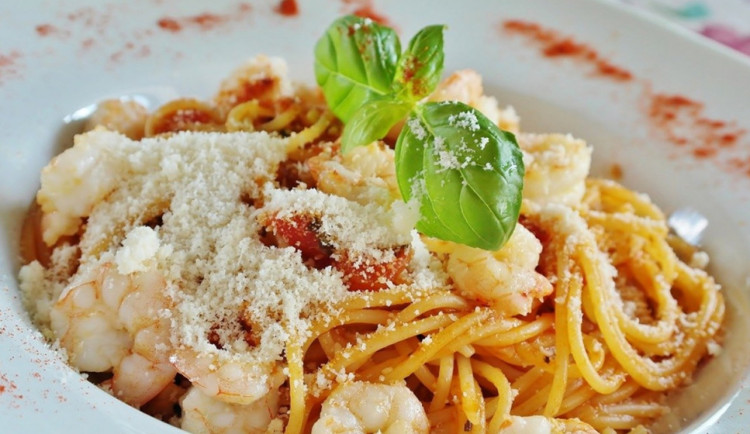 Oběd na karlovarském festivalu je od 200 korun, od zbytku roku se to moc neliší