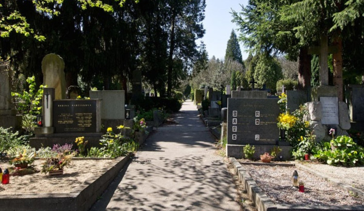 Mrazivá statistika z jihu Moravy. Sebevrahům kralují ženatí muži a rozvedené ženy