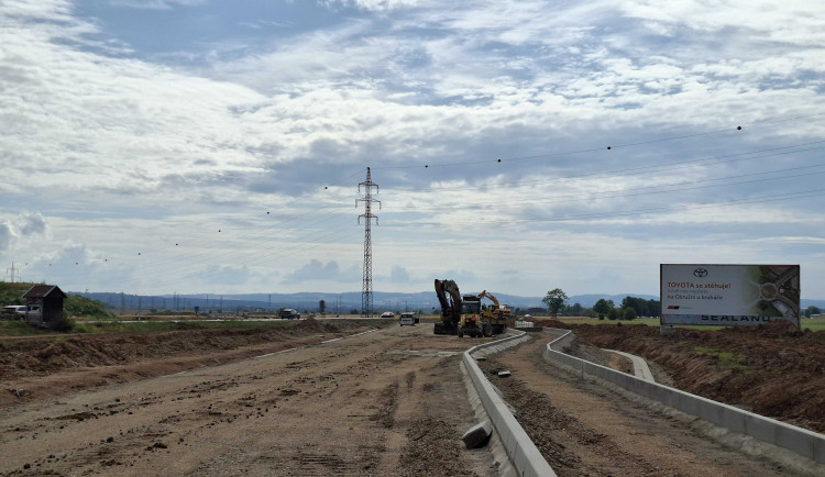 ŘSD uzavře do konce prázdnin silnici mezi Dasným a Češnovicemi