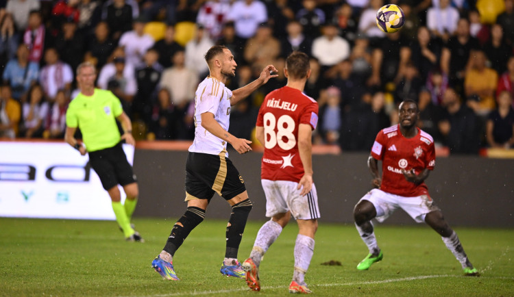 Fotbalisté Sparty nečekaně prohráli v předkole Konferenční ligy v Aktobe 1:2